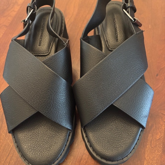 SOLD - FRENCH CONNECTION Rowan Sandal - Size 6 - Picture 2 of 5